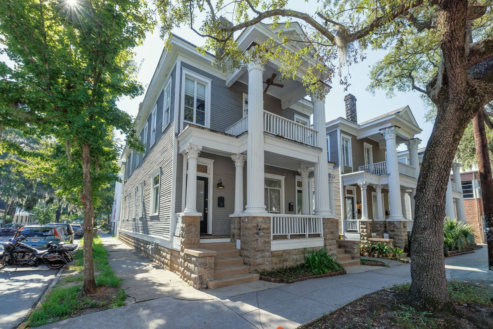 Savannah Apartment: 2202 - 2204 Bull St