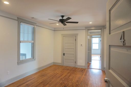 2 BED | 1 BATH | CENTRAL LOCATION – photo 1