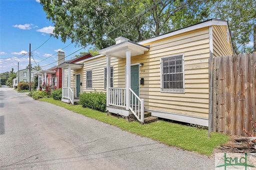 1 BED | 1 BATH | PRIVATE BACK YARD | HISTORIC DISTRICT – photo 1