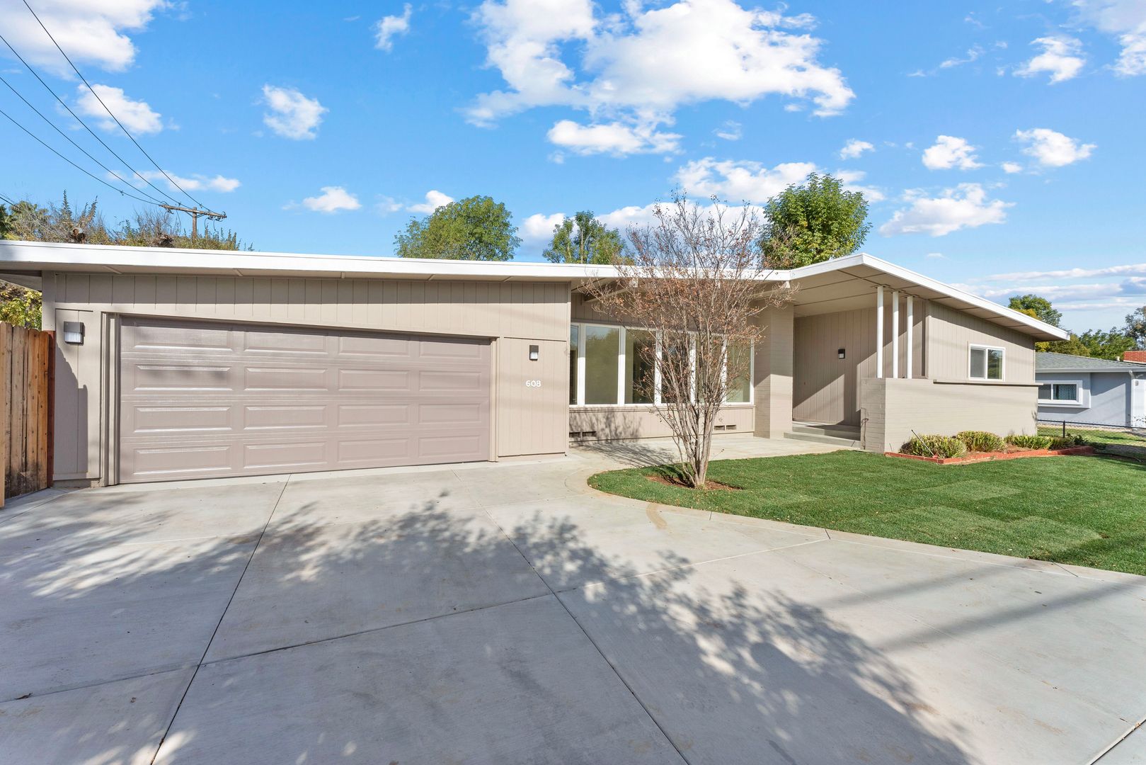 Escondido House: 608 E 17th Avenue