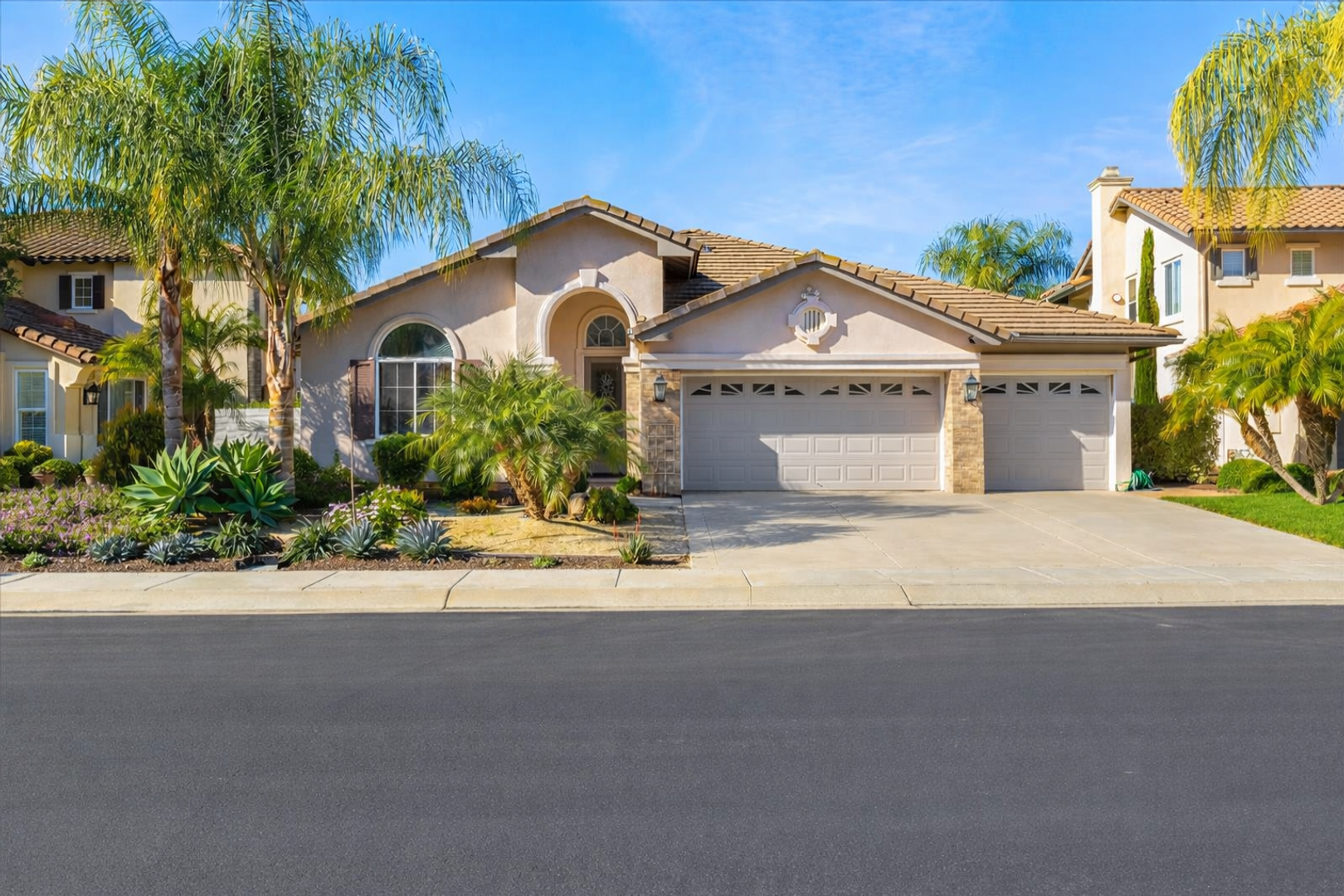 Escondido House: 2311 Orchard View