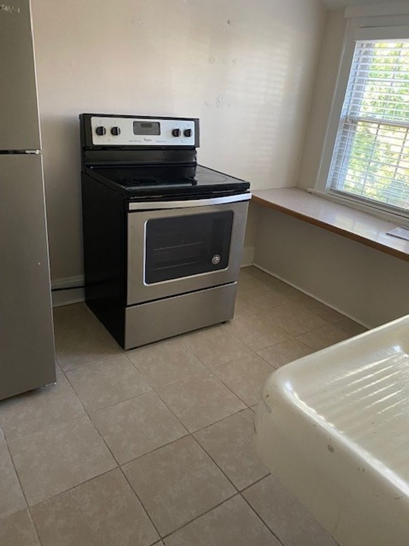 1870 Parkview Avenue 1, Norfolk, VA 23503