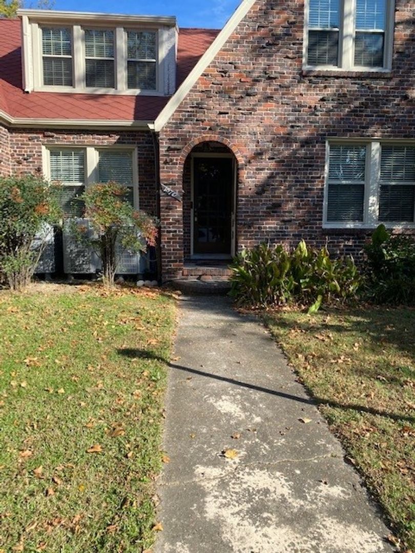 1870 Parkview Avenue 1, Norfolk, VA 23503