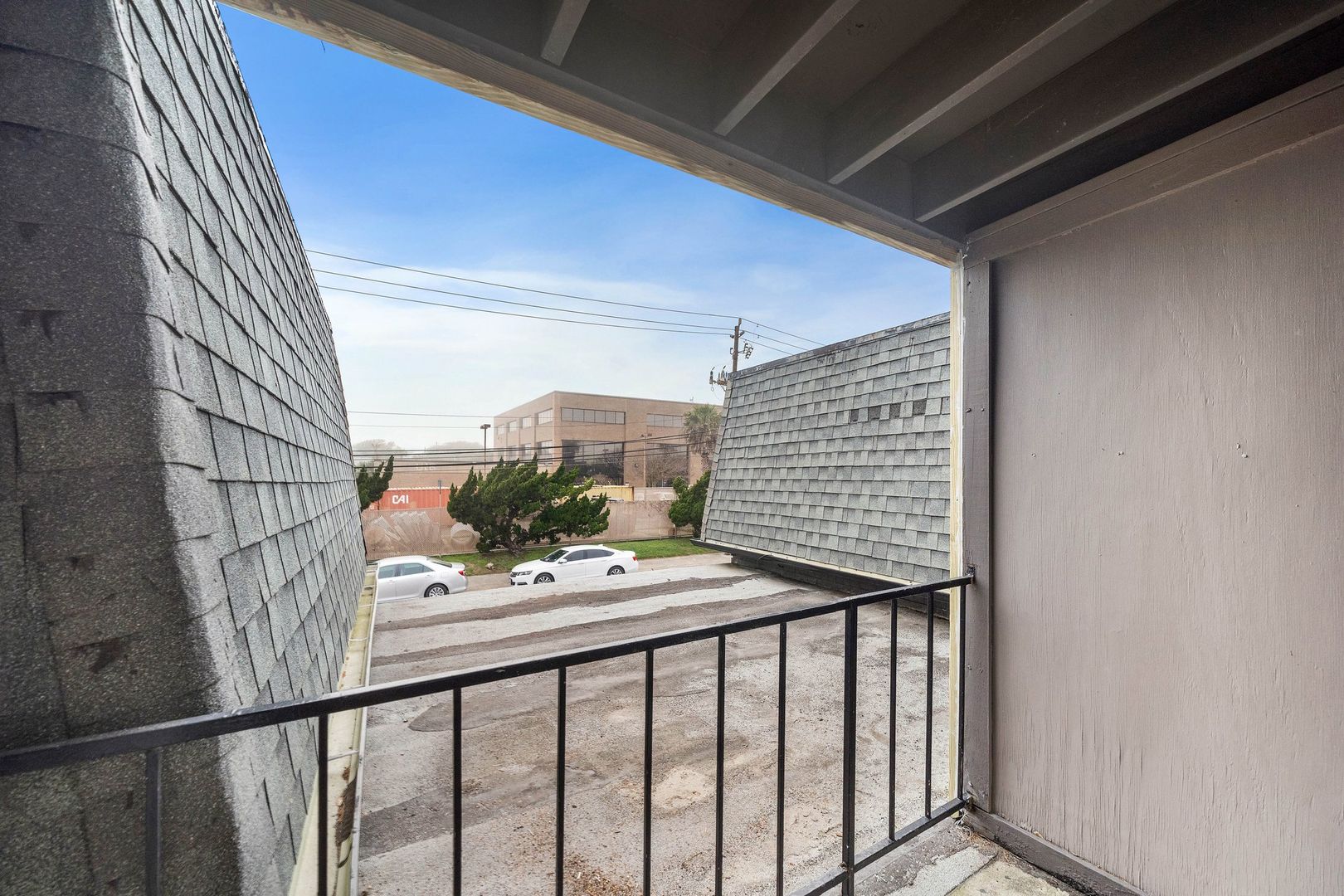 Galveston Apartment: 711 Holiday Drive