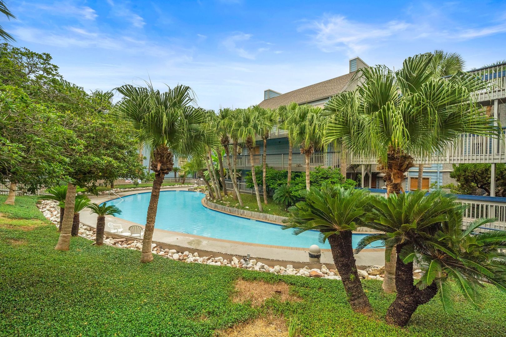 Galveston Apartment: 8100 Seawall Blvd