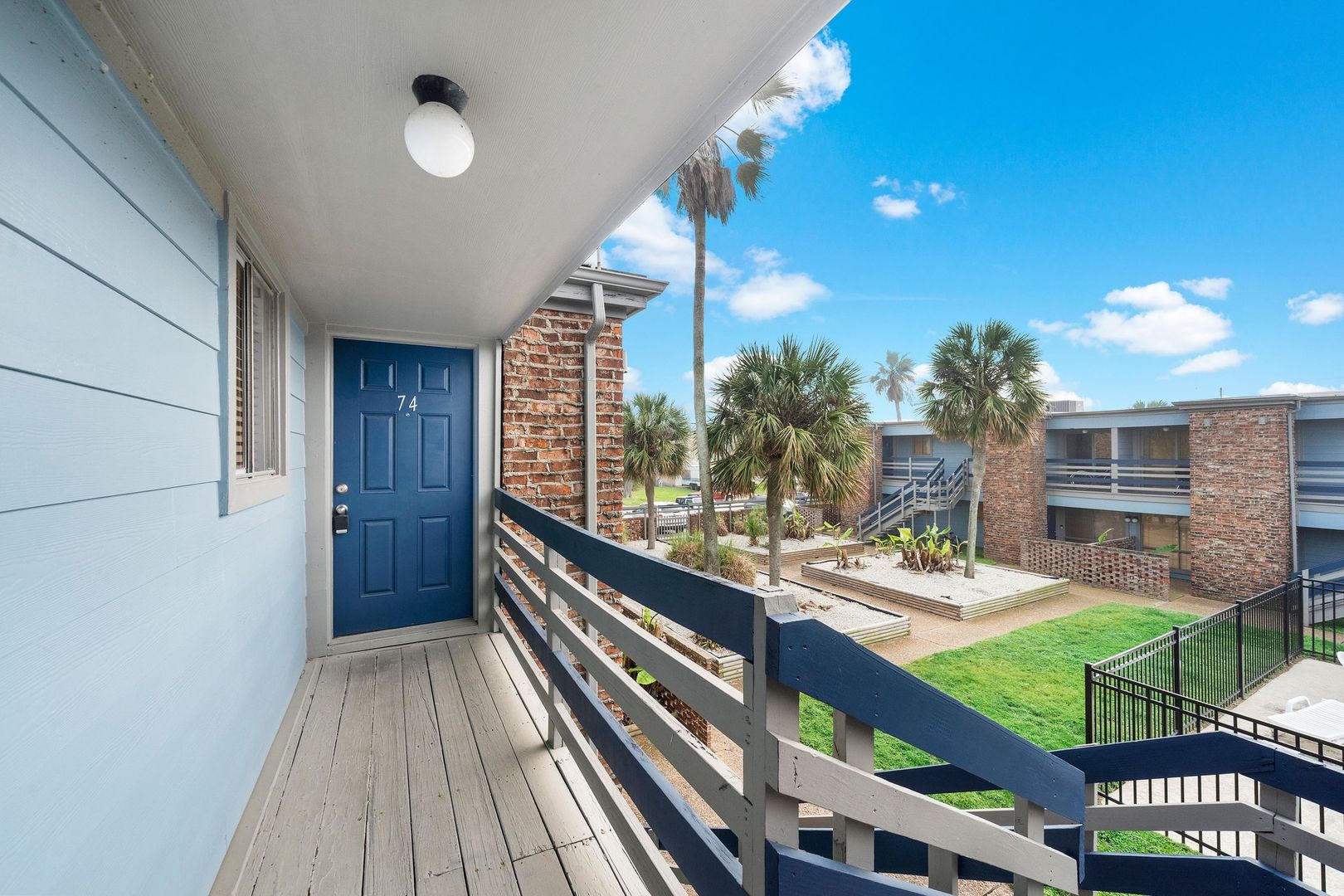 Galveston Apartment: 100 Market Street