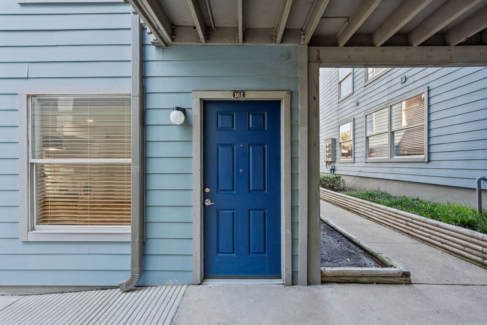 Galveston Apartment: 8100 Seawall Blvd