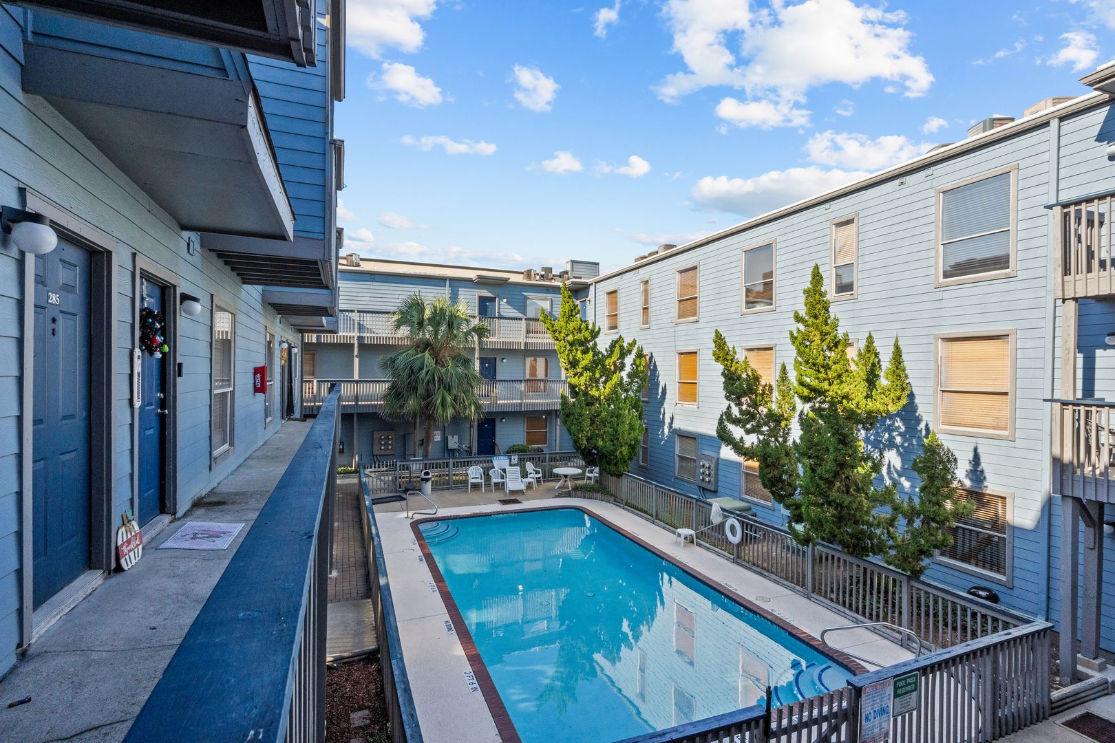 Galveston Apartment: 8100 Seawall Blvd