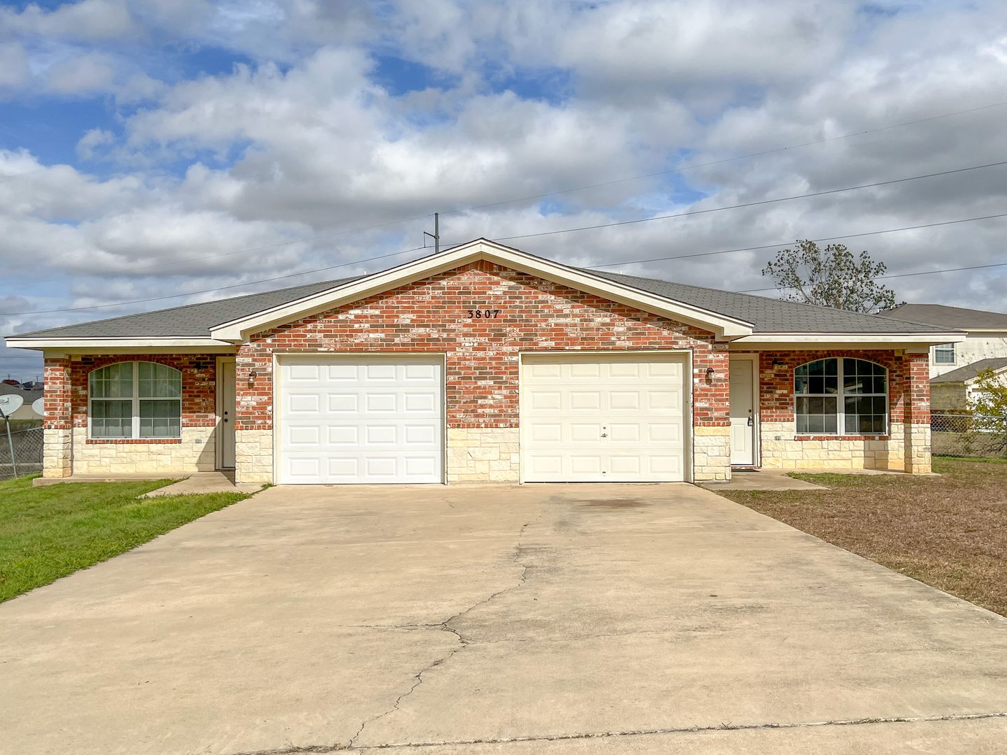 Killeen Apartment: 3807 Wind Ct.