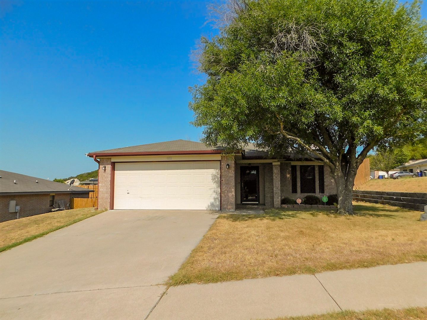 Copperas Cove House: 1102 Katelyn Cir