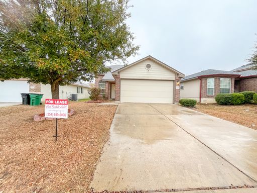 Available NOW!!!! Beautiful 2 story, 3 bedroom, 2.5 bath, 2 car garage home, with a large loft upstairs, garage door opener and privacy fenced yard. – photo 1