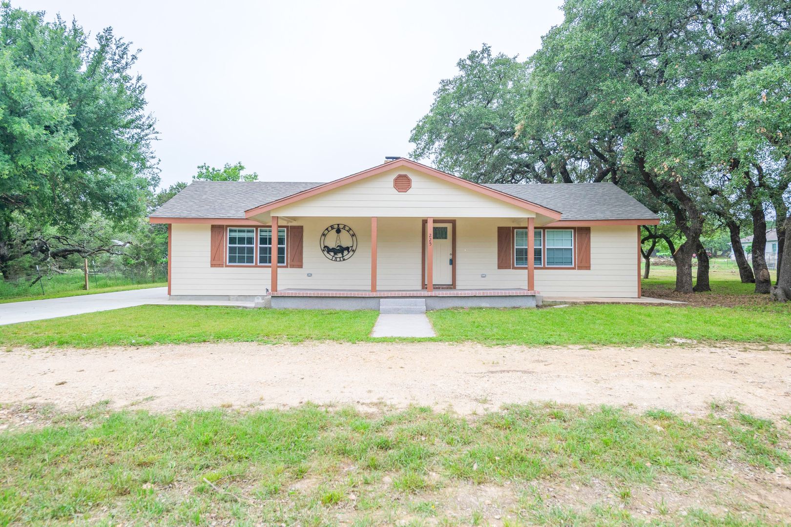 Killeen House: 225 Brenda Dr