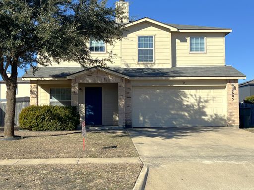 Available NOW This 3 bed, 2 bath home has carpet, wood look flooring, granite countertops and backsplash. The wood look flooring in the family room and kitchen make this house inviting. Tile is placed in the wet areas to make the house the perfect home fo – photo 1