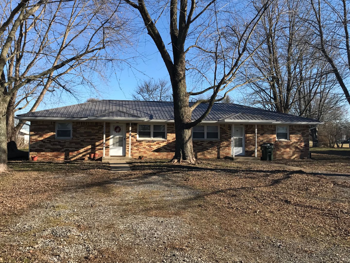 Fountaintown Apartment: 570 W US 52