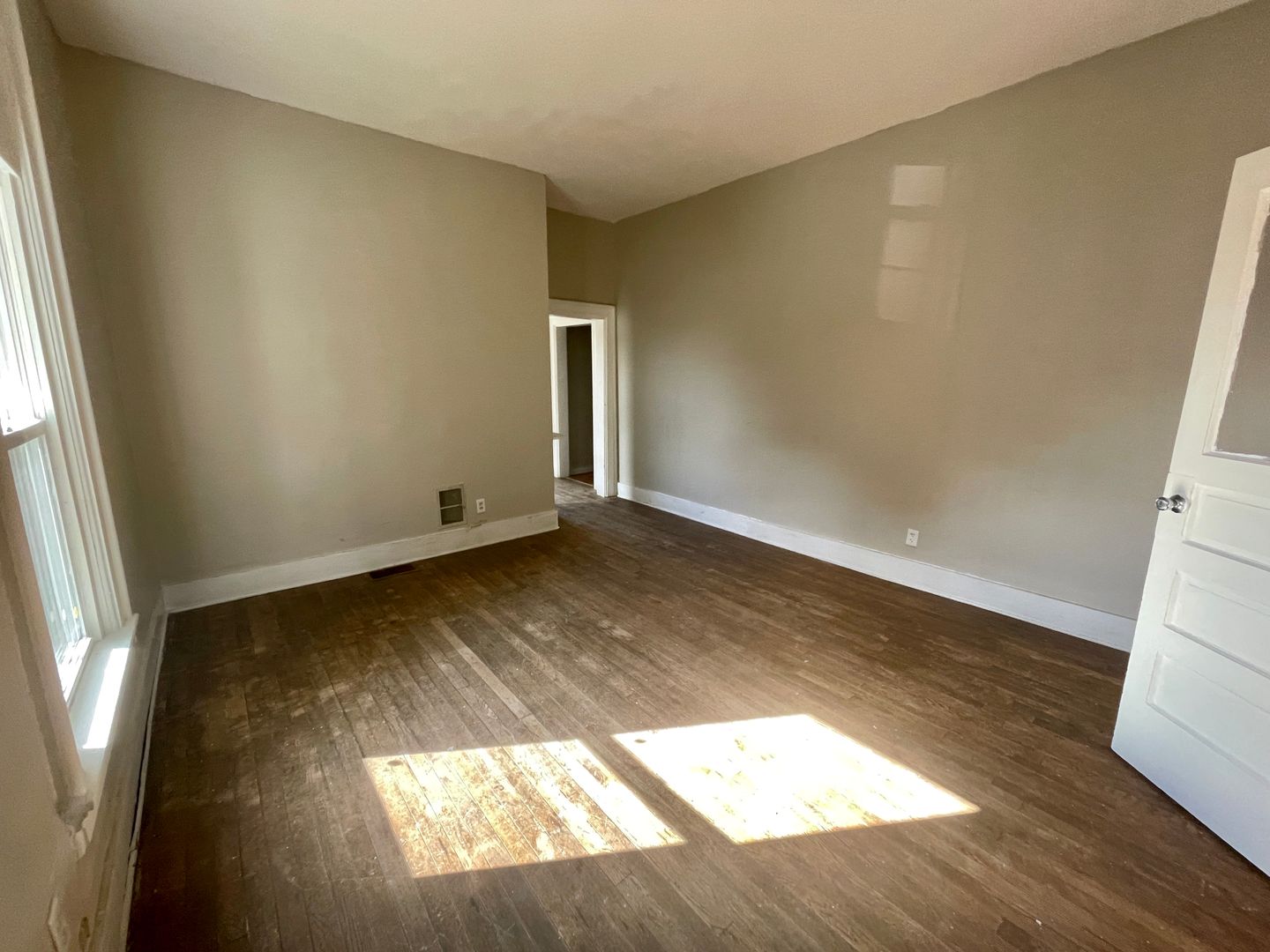 Rushville Apartment: 413 N Morgan