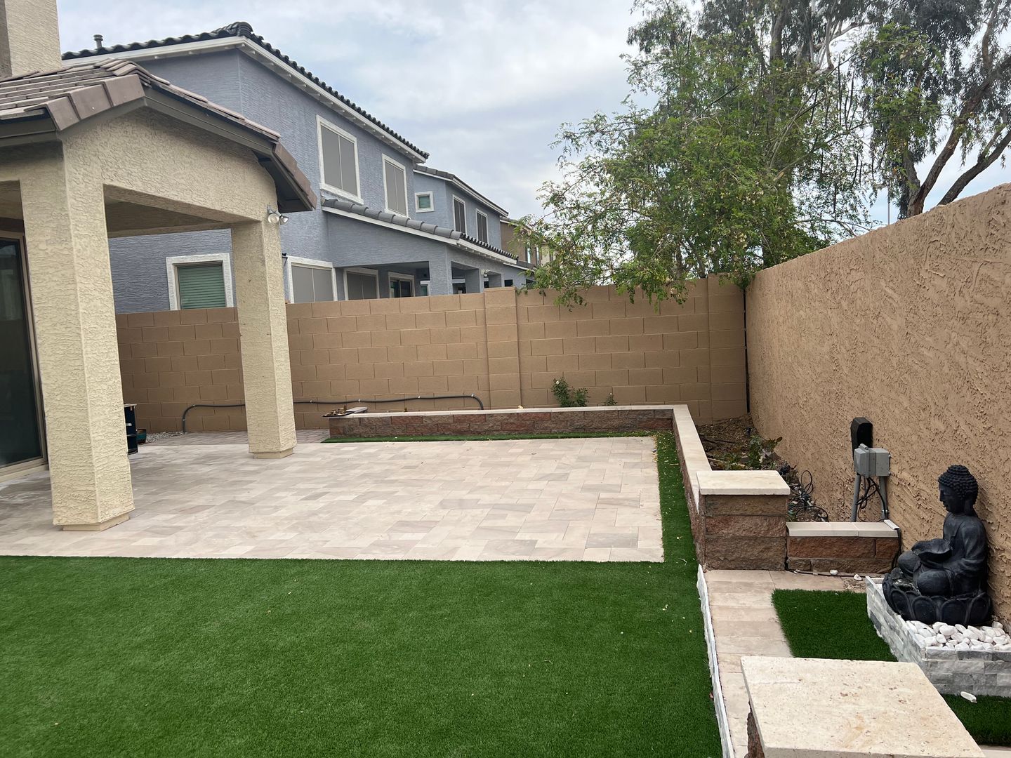 Glendale House: 6035 W Camino San xavier