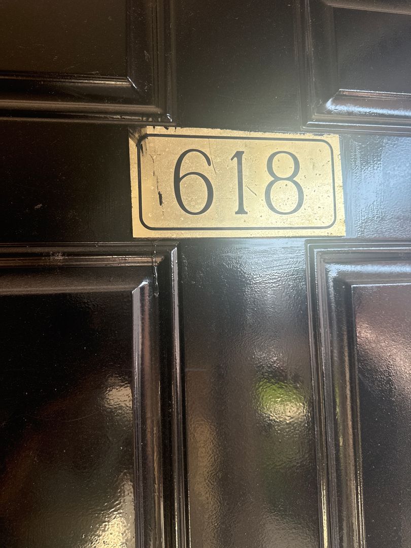 Houston Apartment: 9501 Beechnut Street