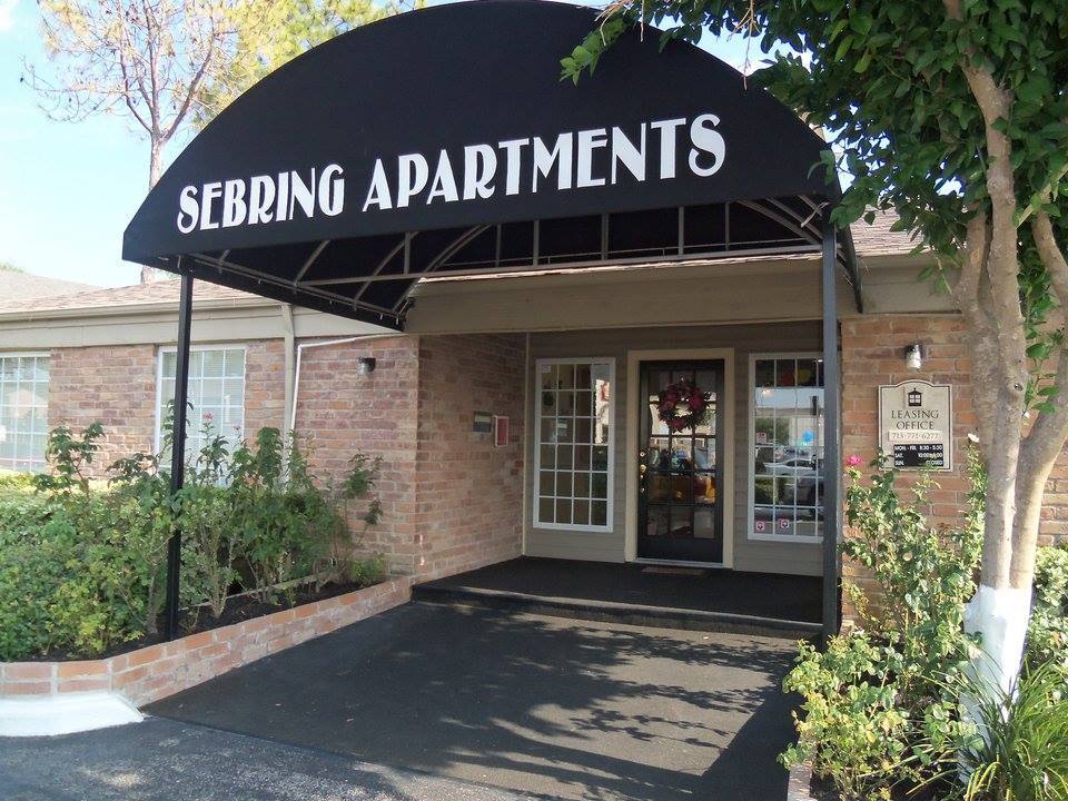 Houston Apartment: 9501 Beechnut Street