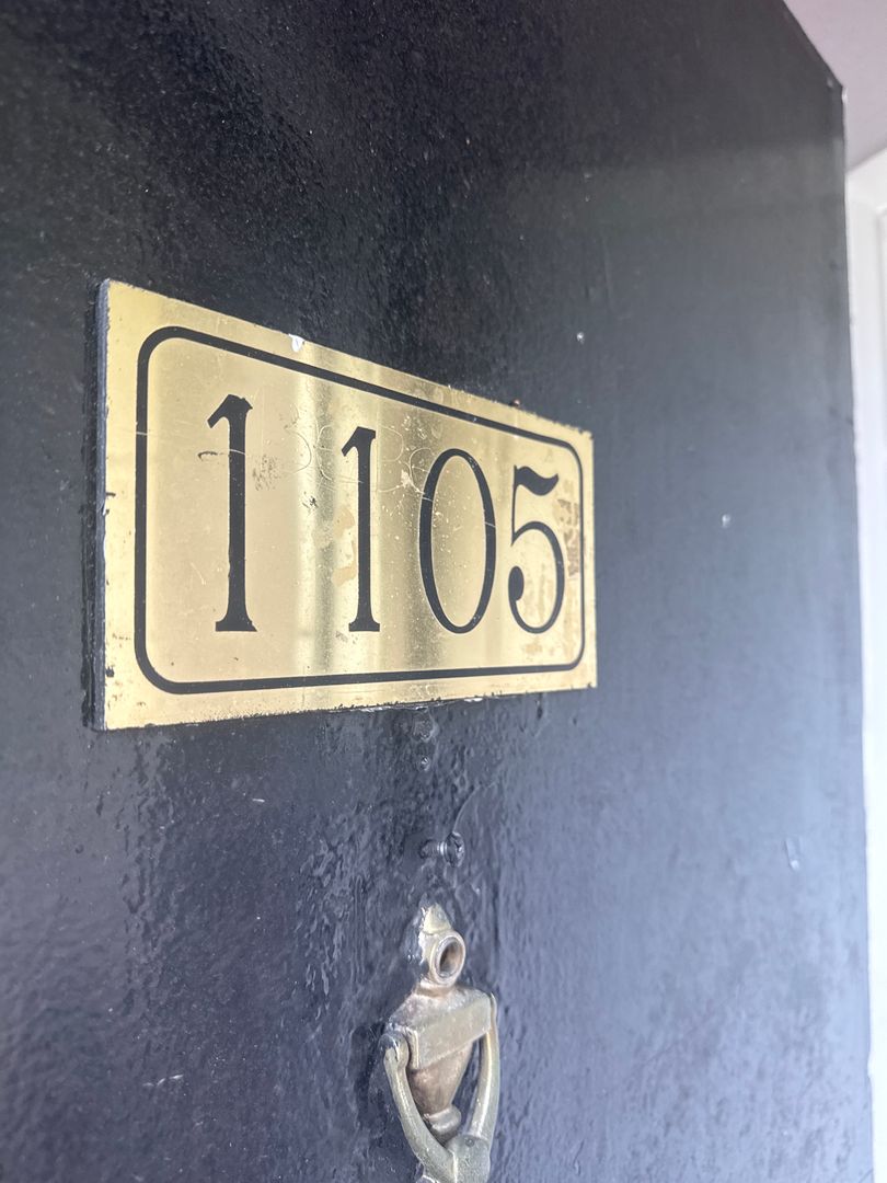 Houston Apartment: 9501 Beechnut Street