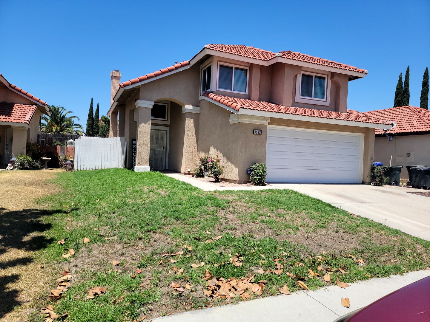 Fontana House: 7598 Honeysuckle Street