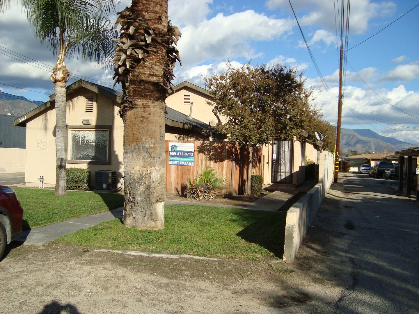 San Bernardino Apartment: 3981 North H Street