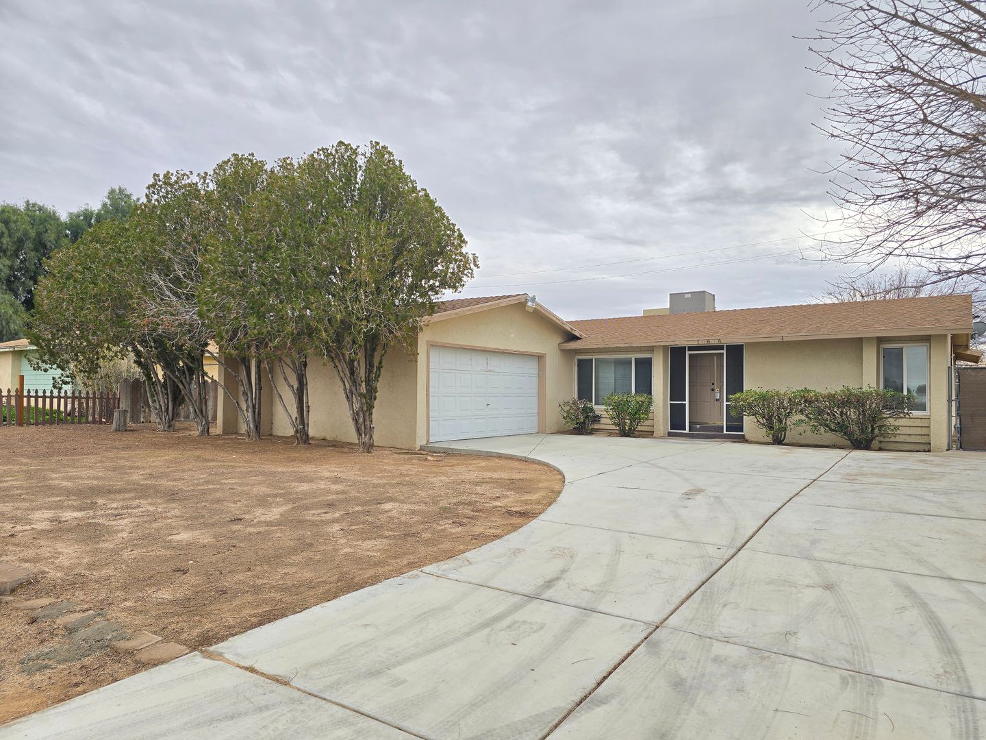 California City House: 10616 Proctor Blvd
