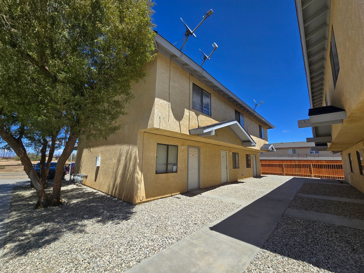 California City Townhome: 8318 Dogbane Ave - 8318 Dogbane Ave # A