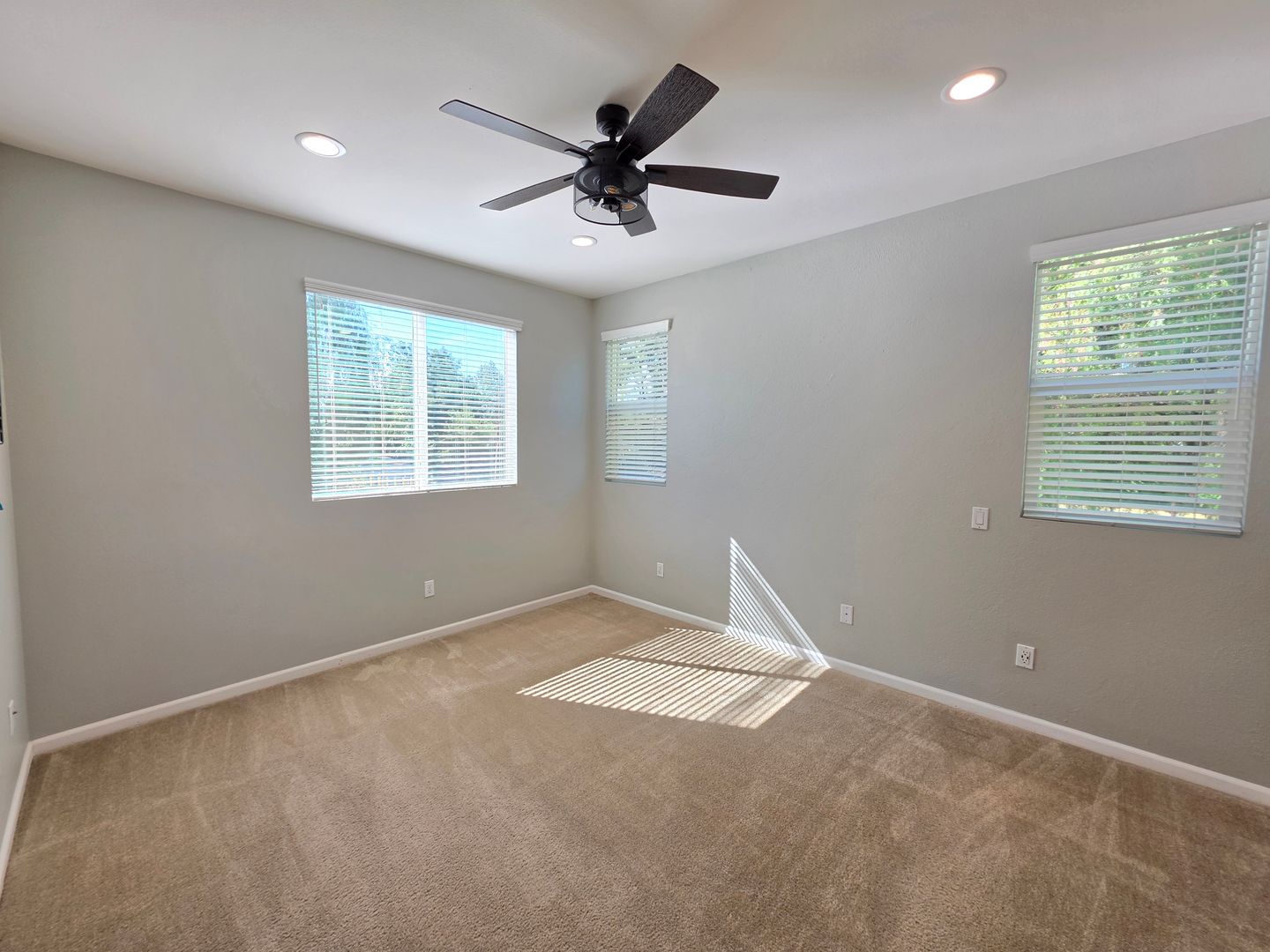 14910 W Castille Way 14 of 27