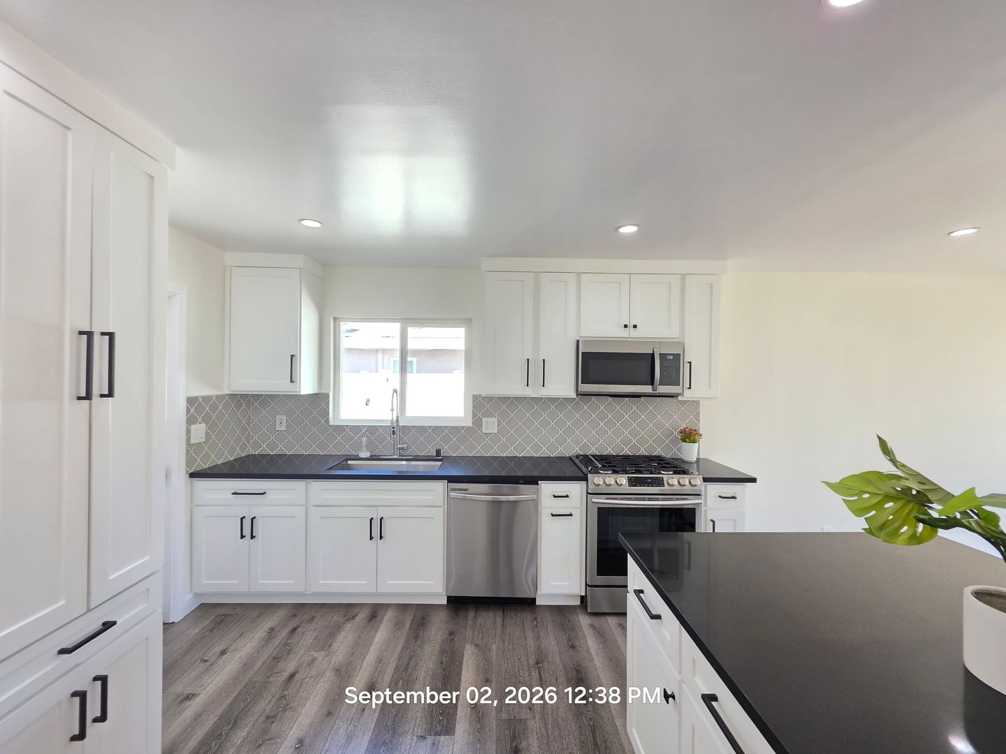 858 N Darfield Ave 3 of 12