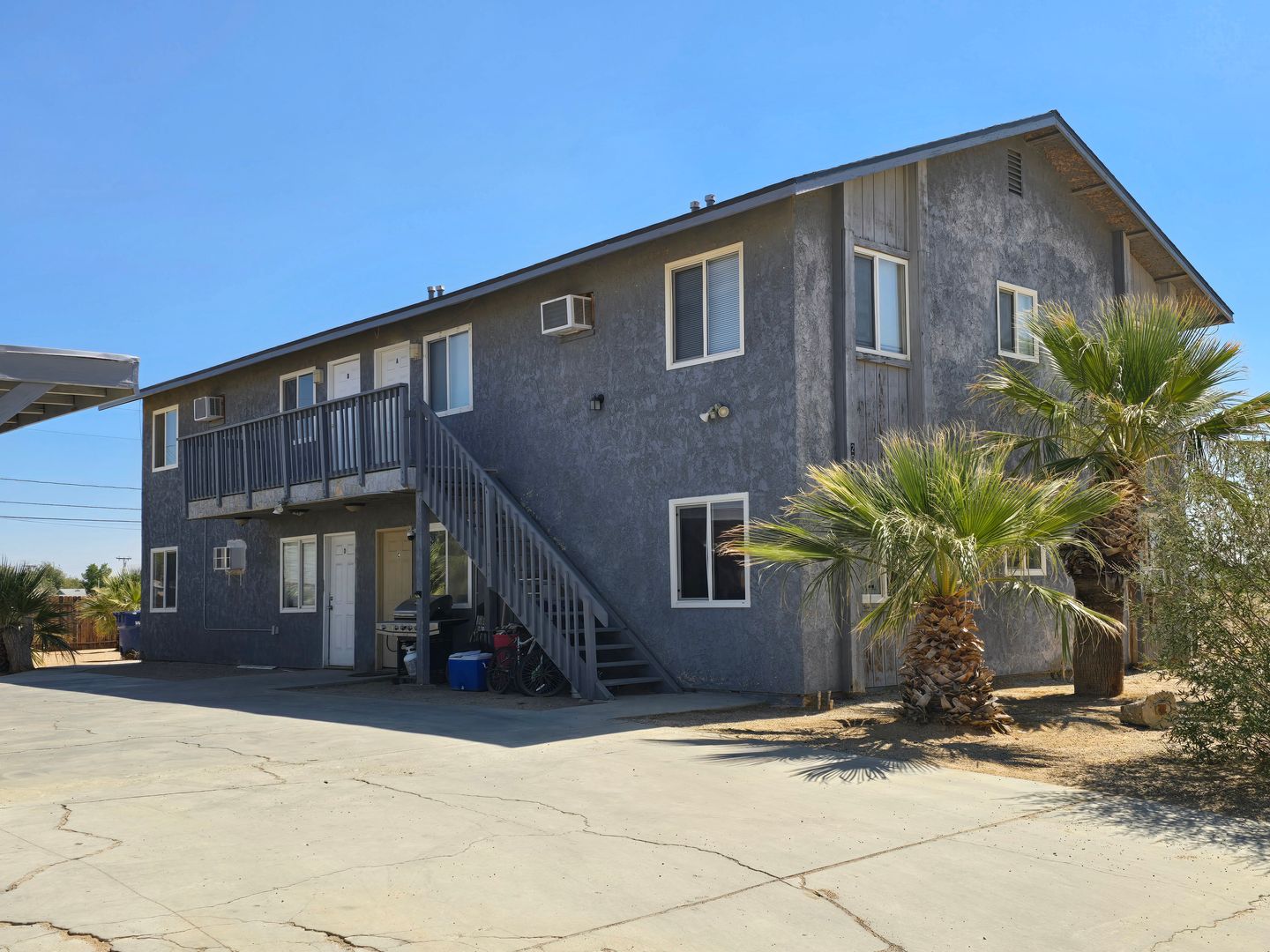 California City Apartment: 20912 83rd St #A