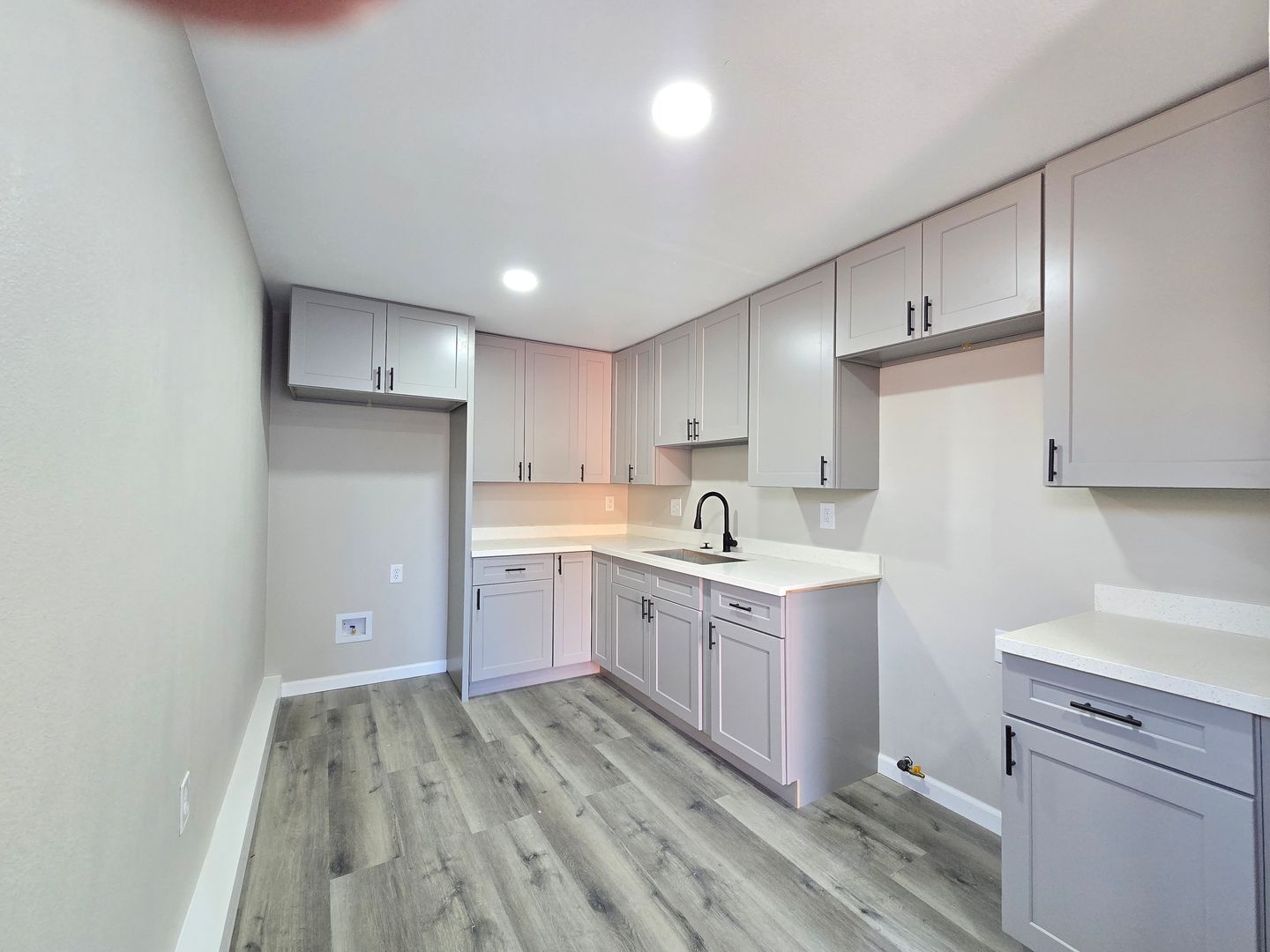 Modern 1-Bedroom 1-bathroom ADU guest house with Private Yard – Brand New