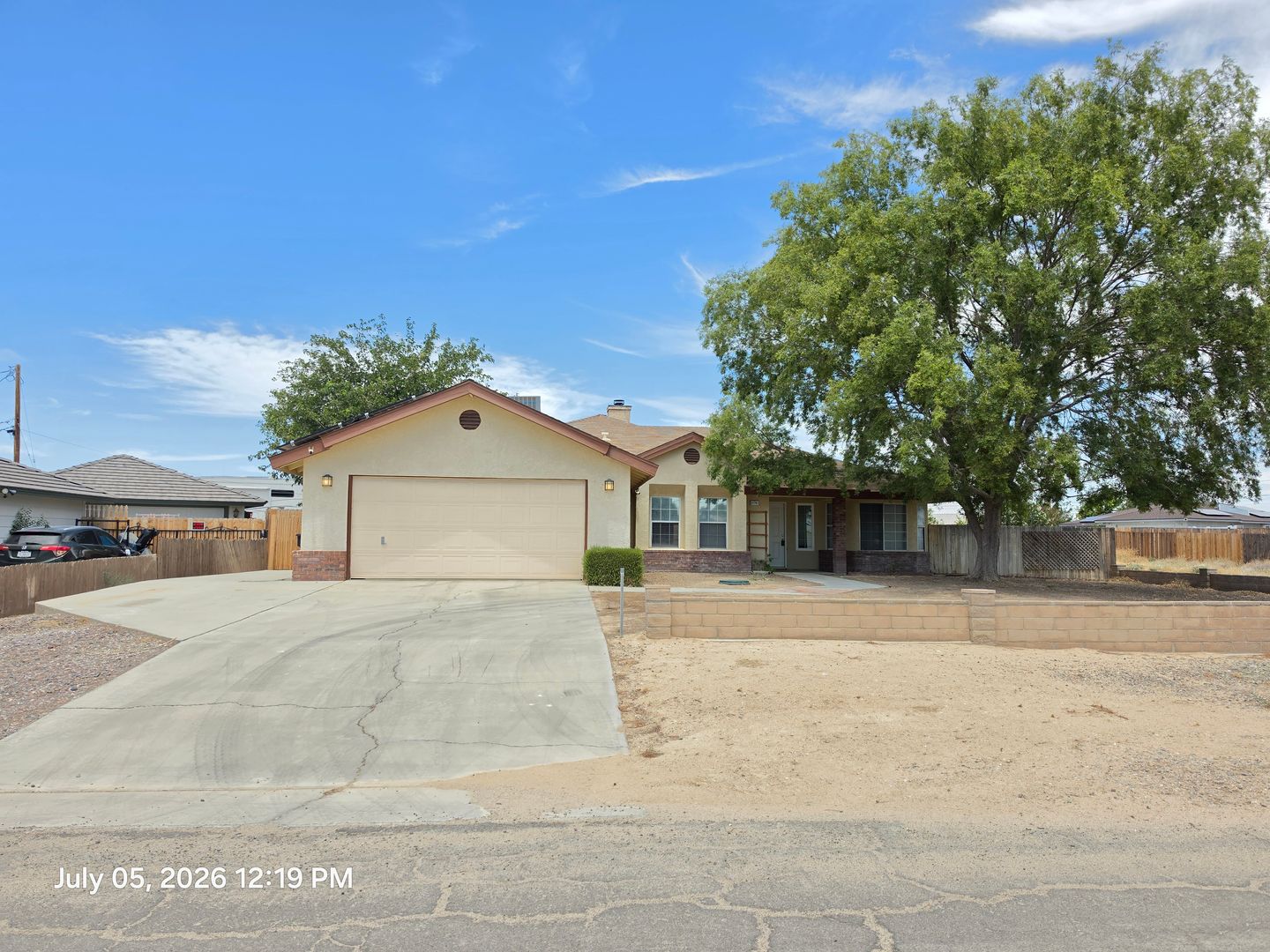 California City House: 21741 Adler Dr