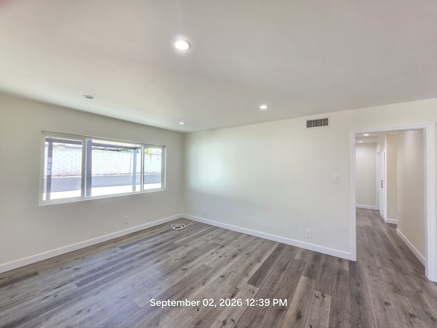 858 N Darfield Ave 9 of 12