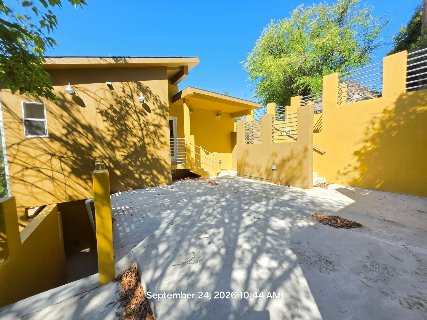 1944 Seminole Dr 33 of 37