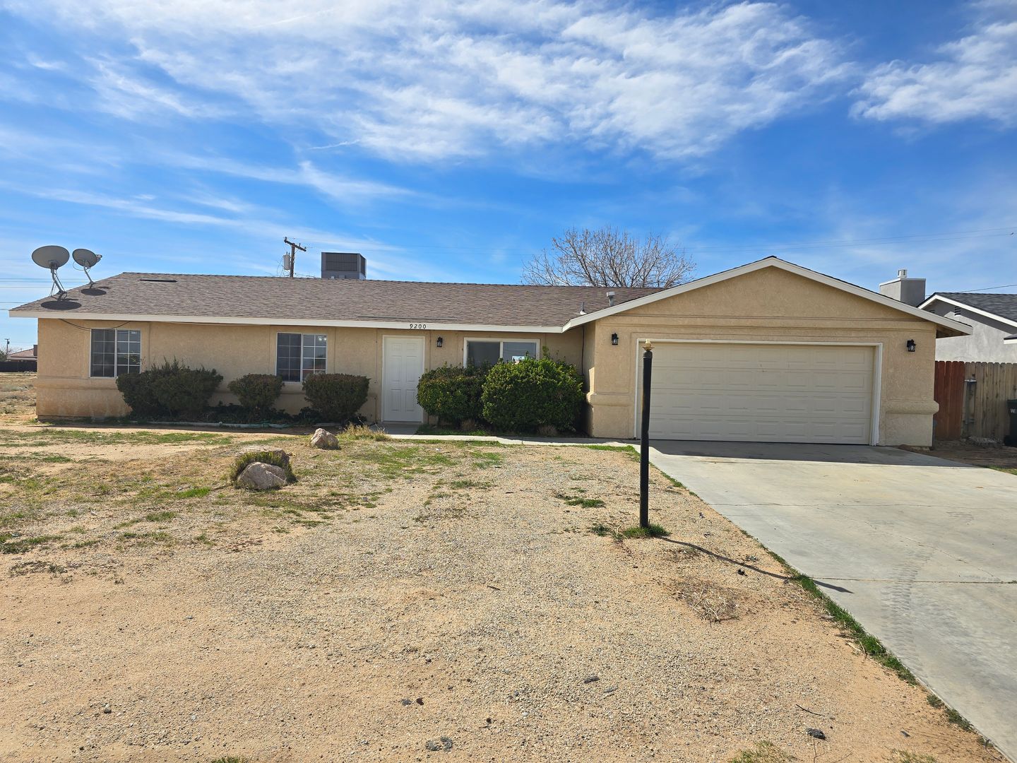 California City House: 9200 Fuchsia Ave
