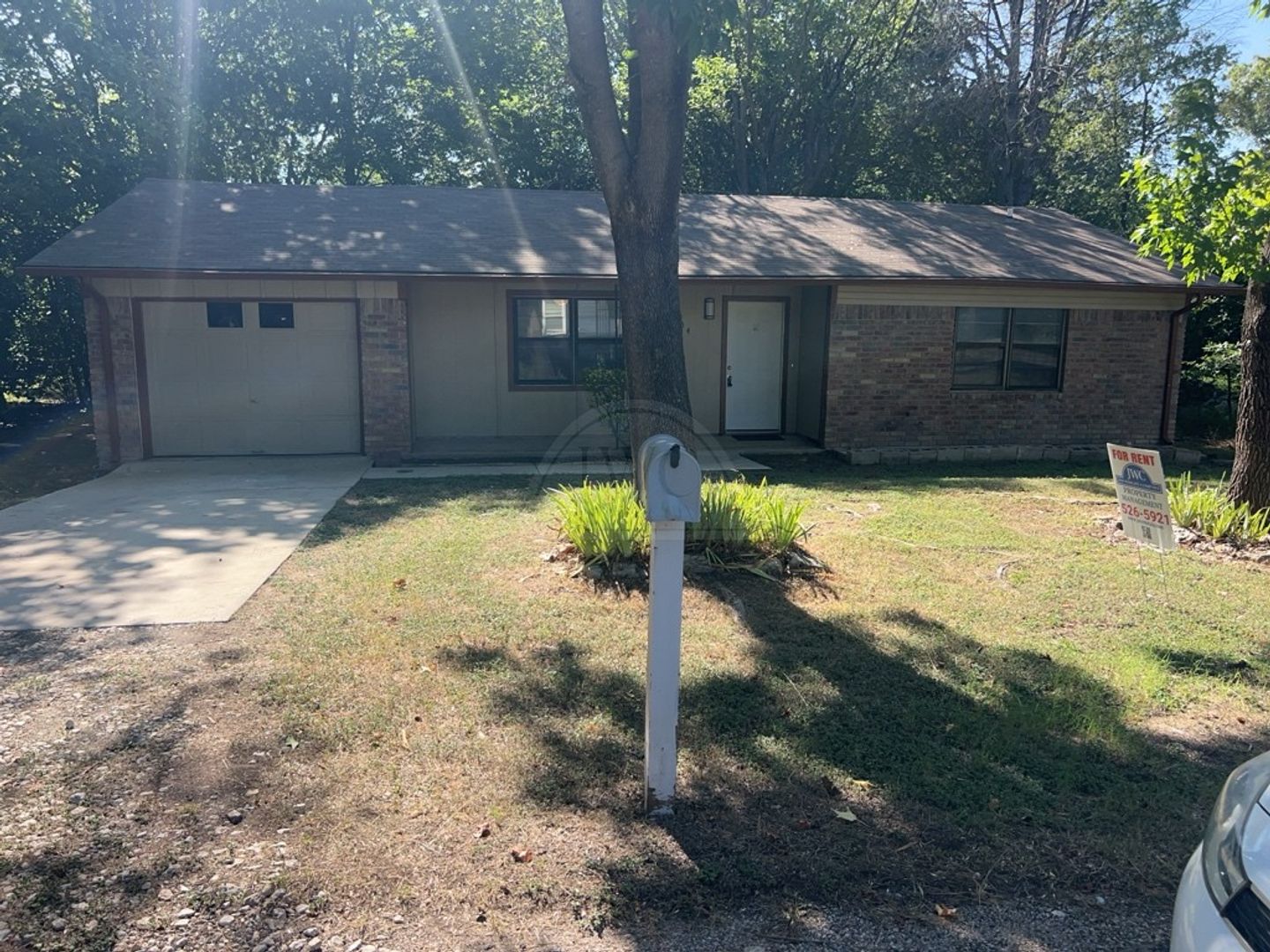 Nolanville House: 304 N. 6th Street