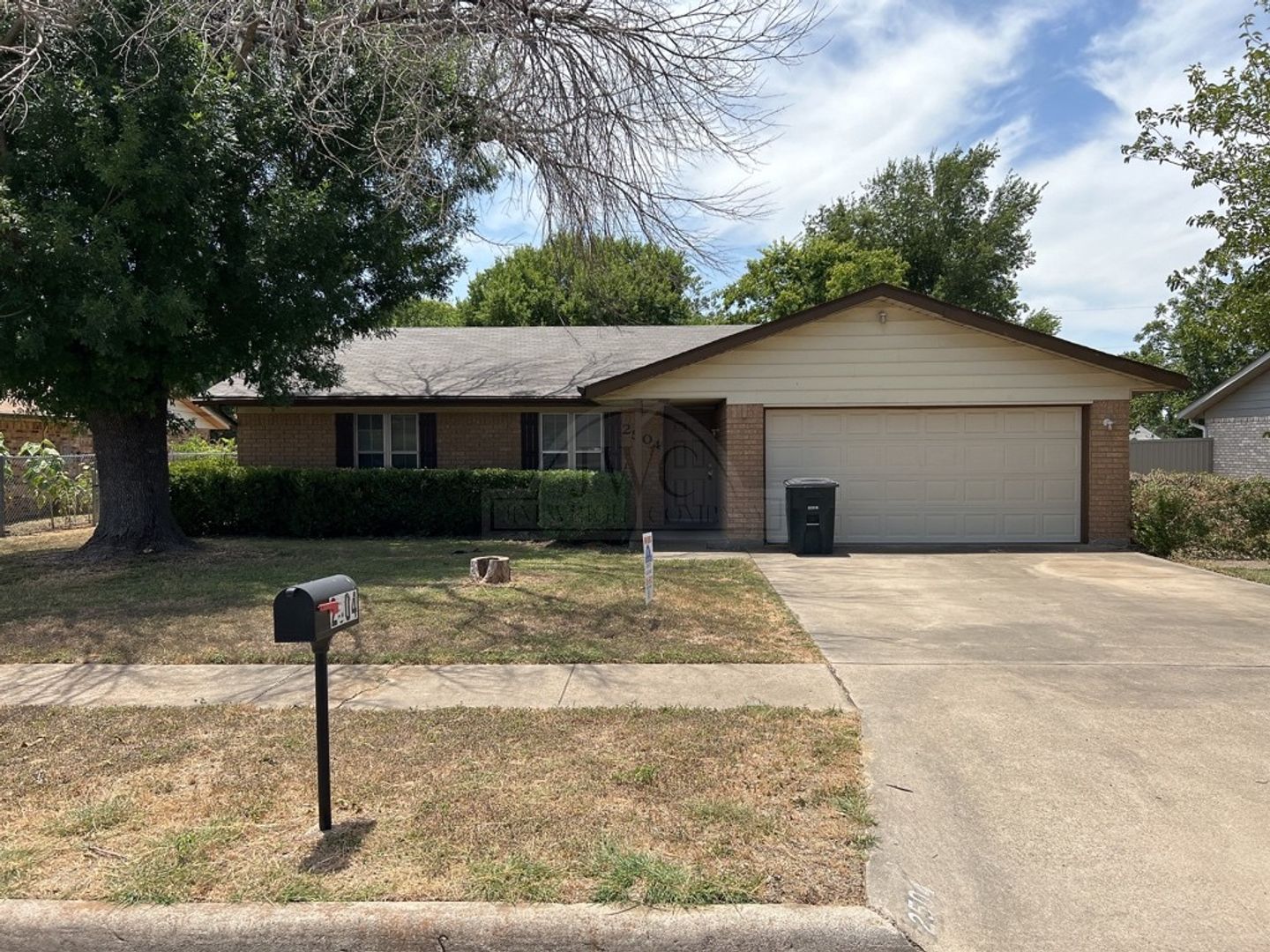 Killeen House: 2504 Felix