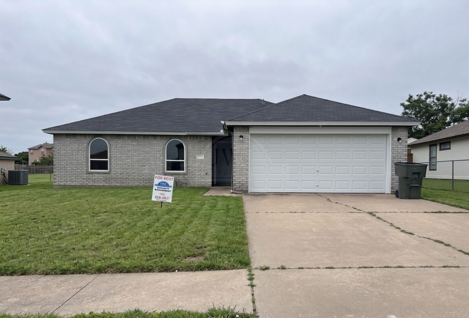 Killeen House: 2808 Cactus Drive