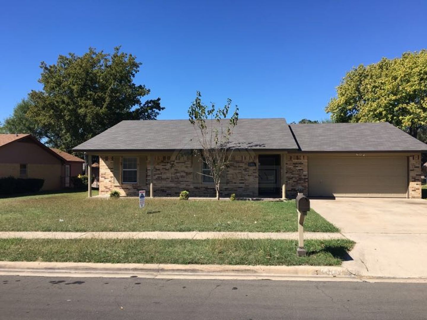 Killeen House: 2001 Kenyon St