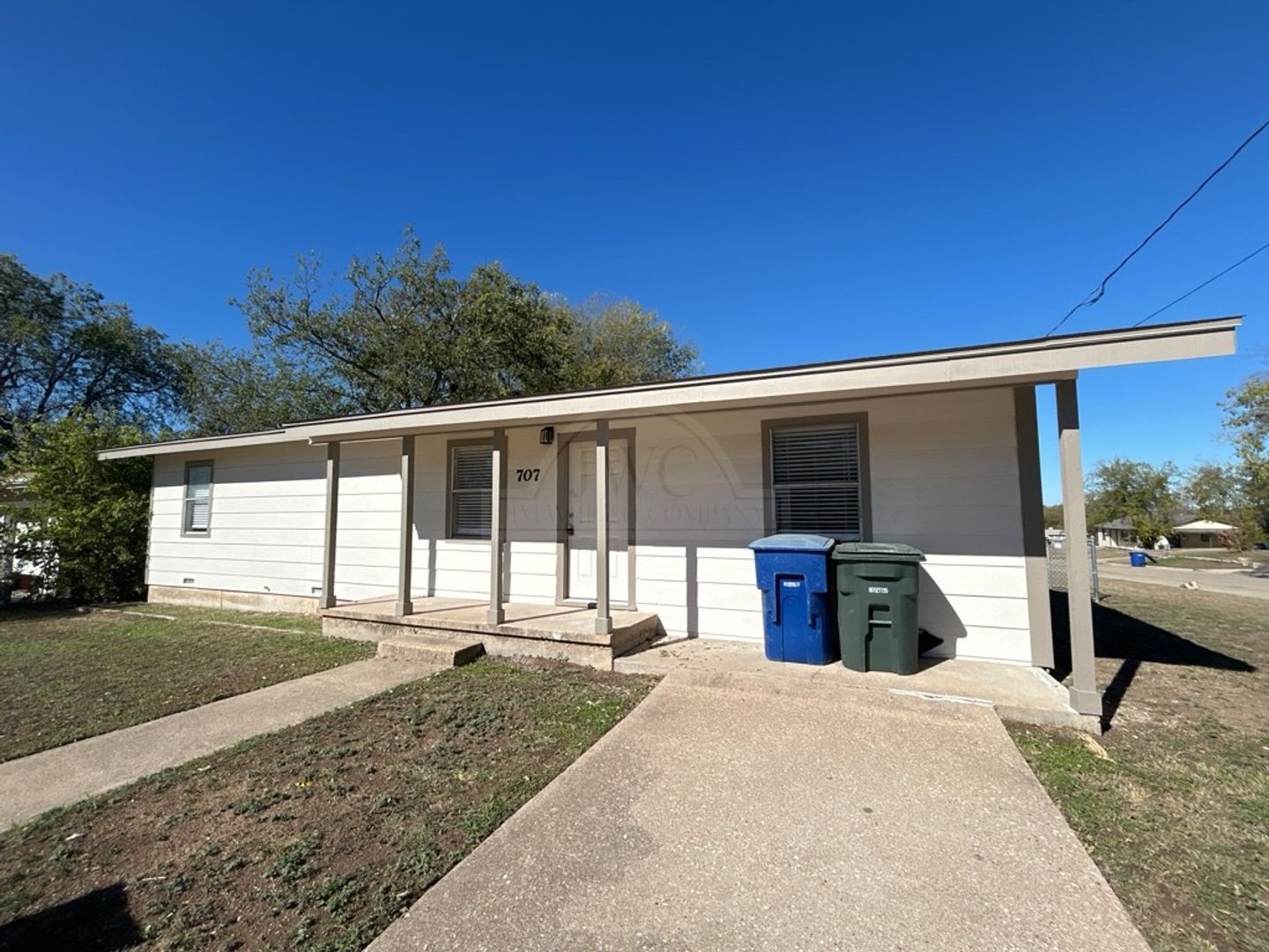 Copperas Cove House: 707 N. Main St.