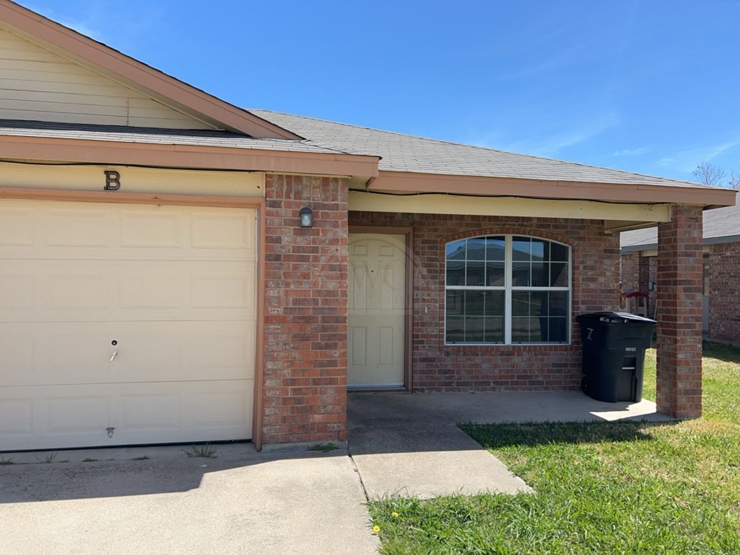Killeen Apartment: 5304 Lauren Lea