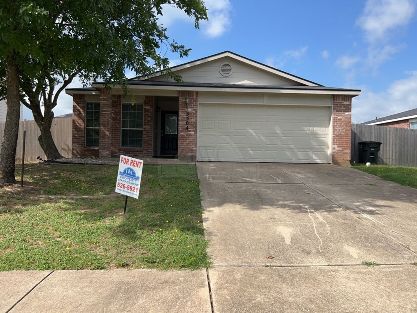 Killeen House: 3304 Catalina Drive
