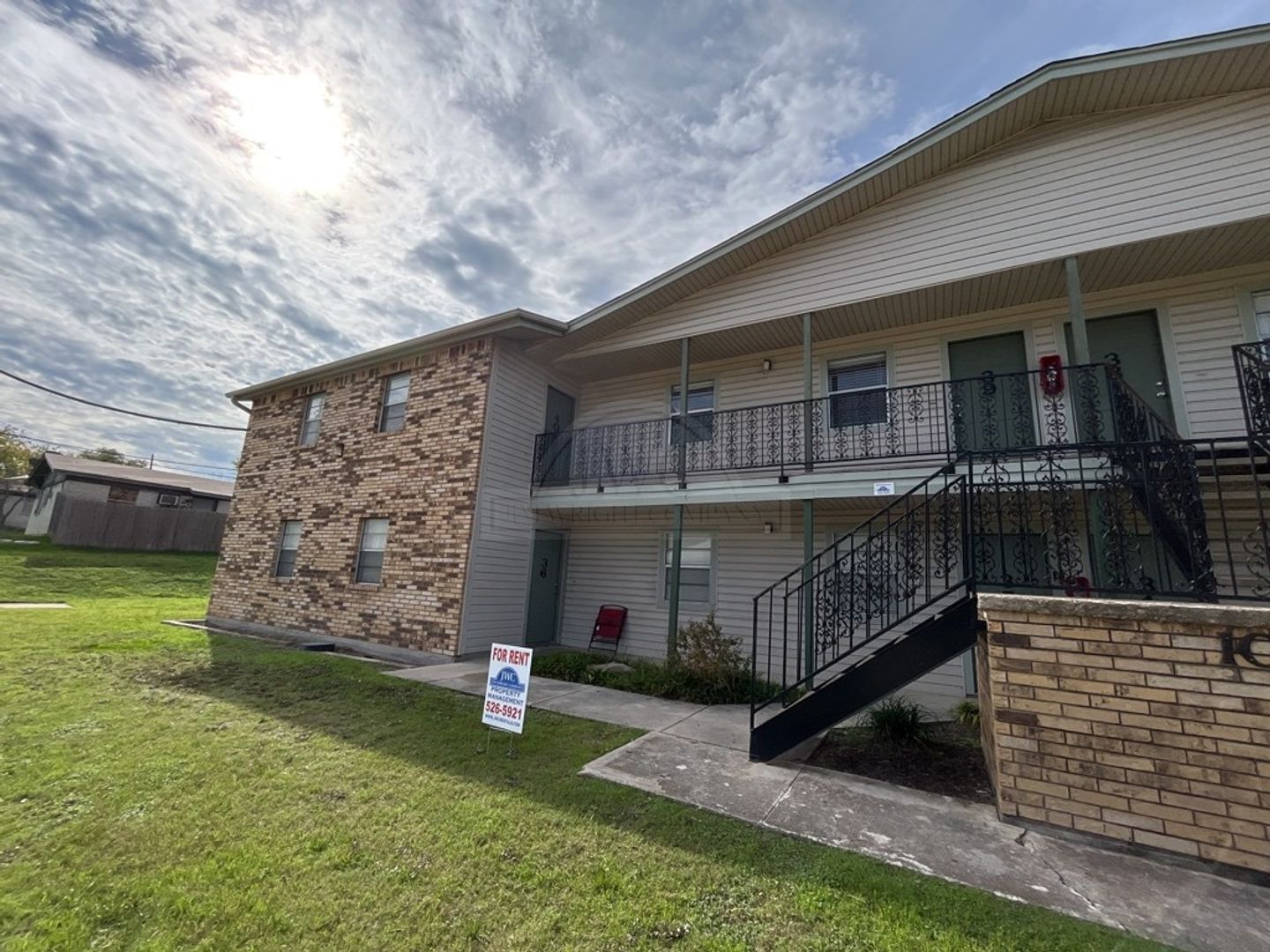 Copperas Cove Apartment: 105 W. Reagan Ave