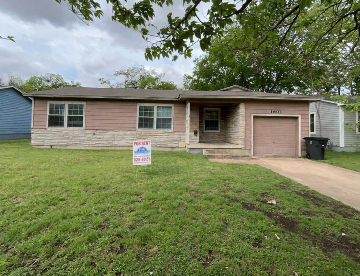 Killeen House: 1603 Massey St