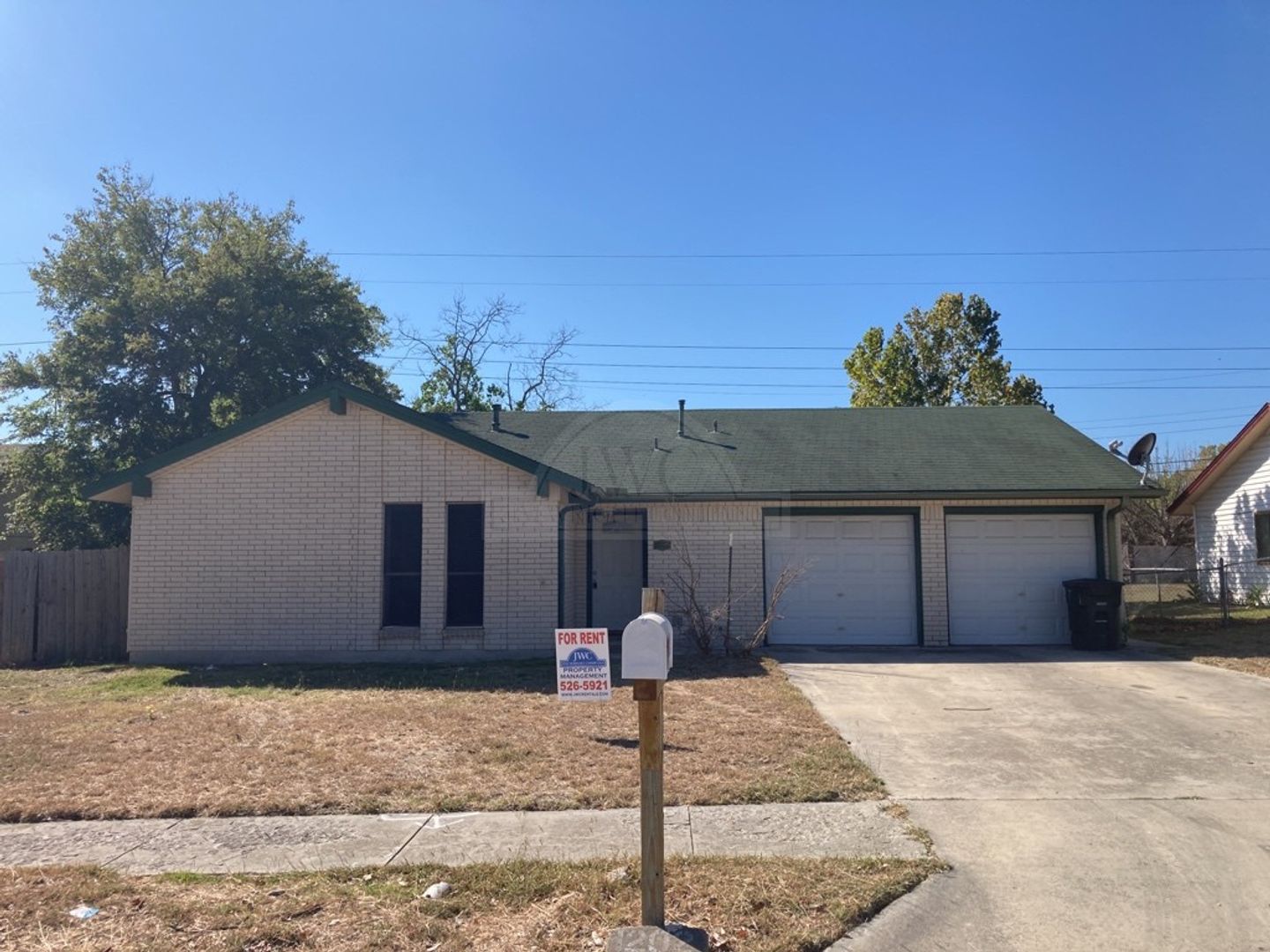 Killeen House: 1202 Alta Mira Dr