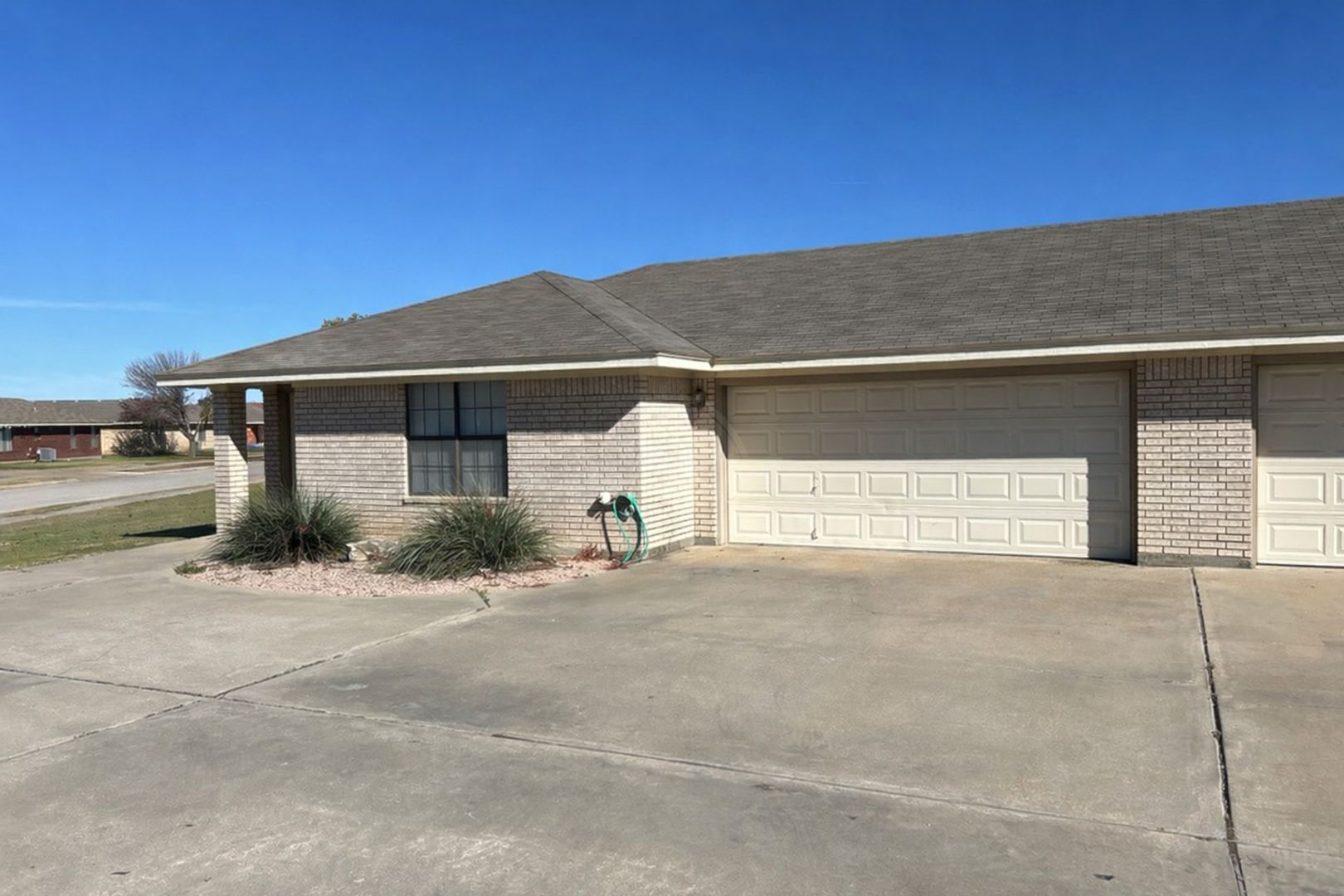 Killeen Apartment: 906 McDaniel Circle