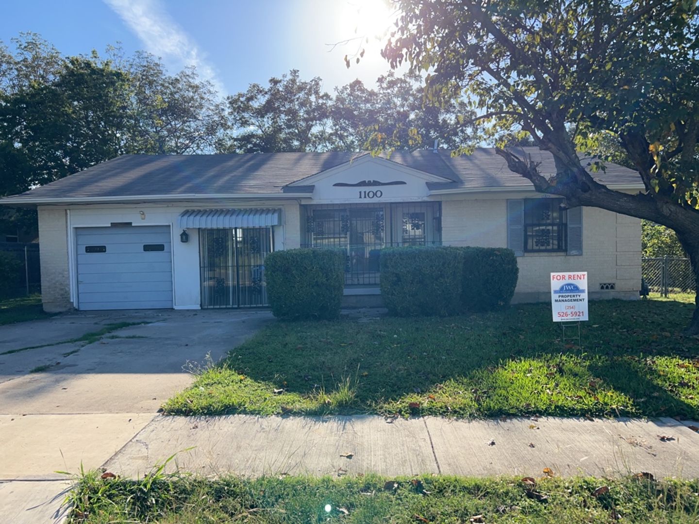 Killeen House: 1100 Pine Drive