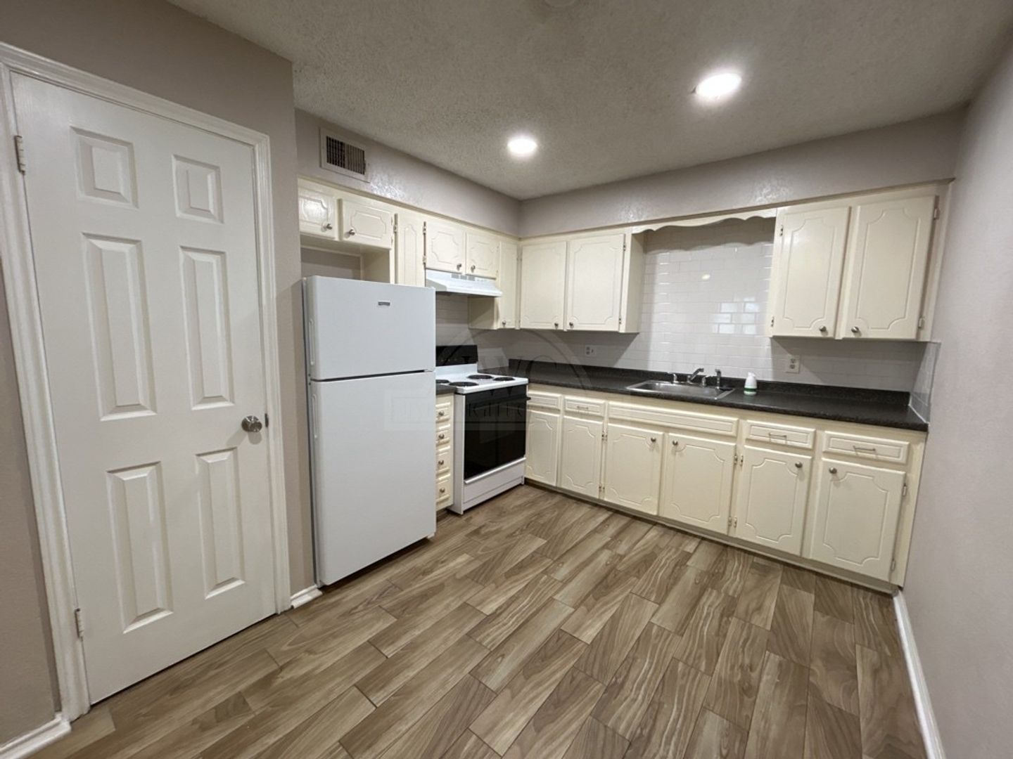 Copperas Cove Apartment: 507 Hackberry St