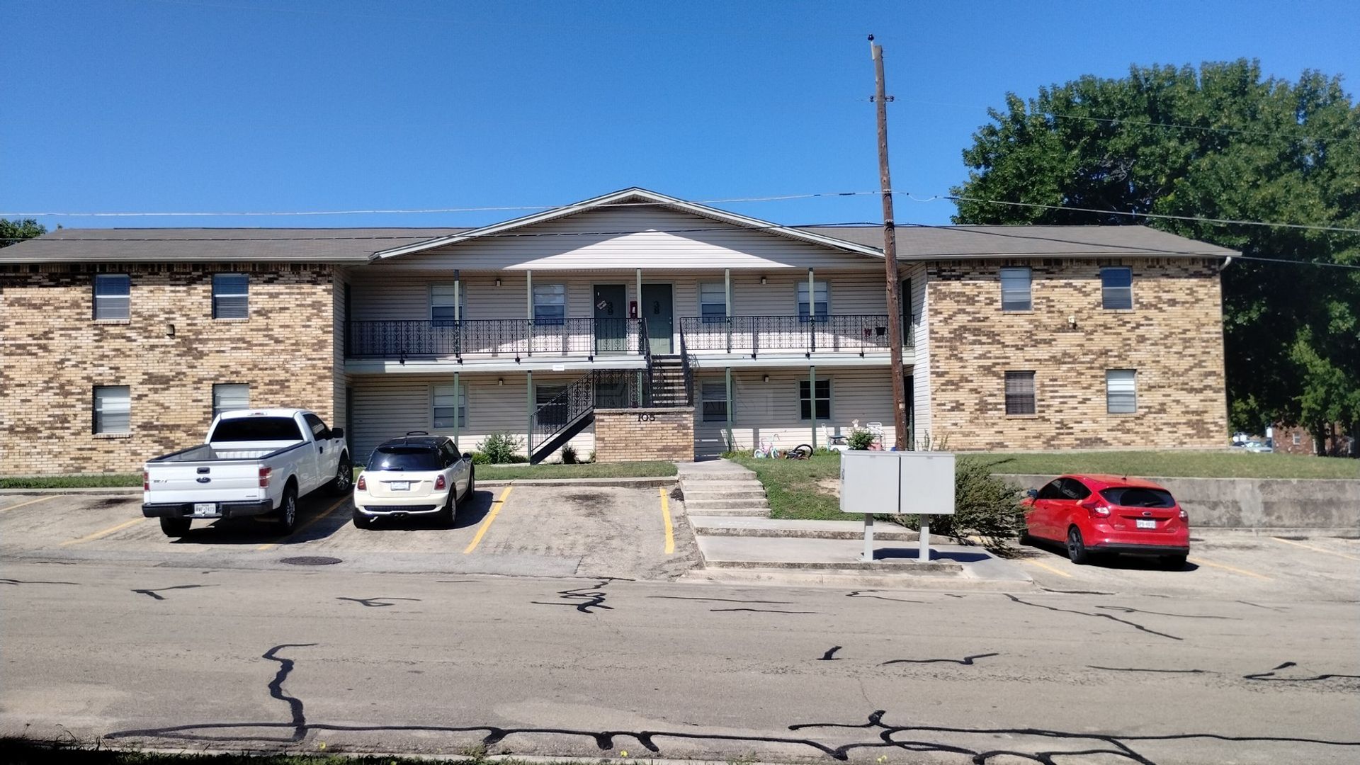 Copperas Cove Apartment: 105 W. Reagan Ave