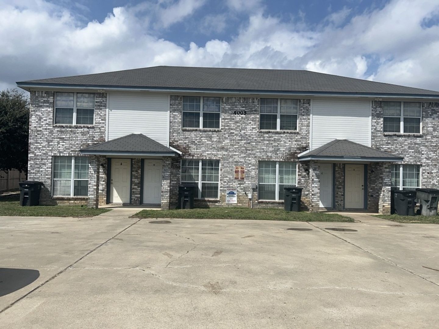 Killeen Apartment: 4005 Doraine Ct